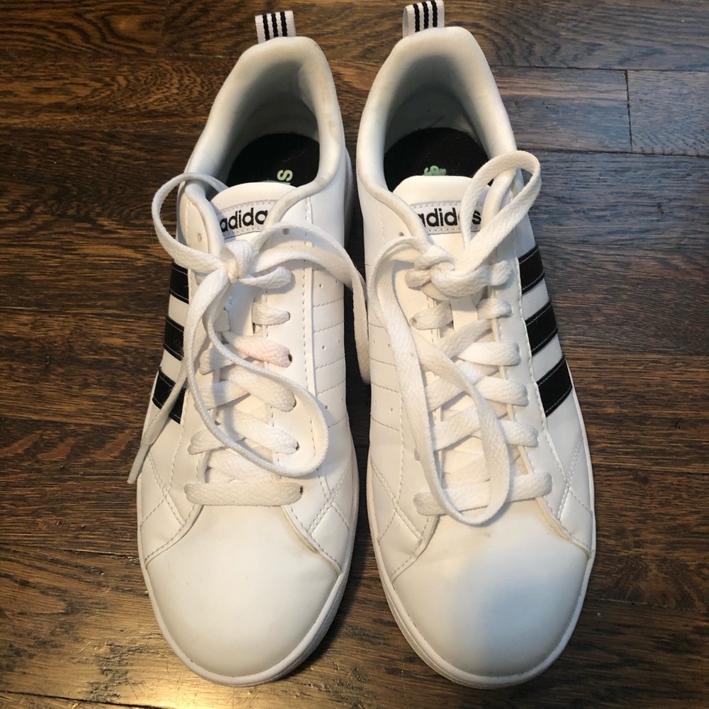 Classic Adidas sneakers! White with black stripes